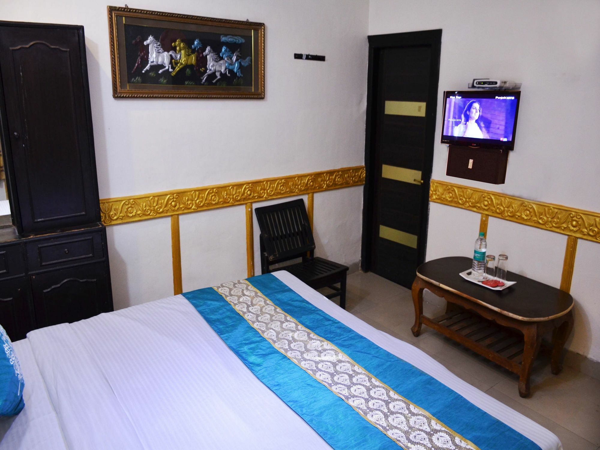 Hotel Oyo 5884 Amante Chandīgarh Exterior foto
